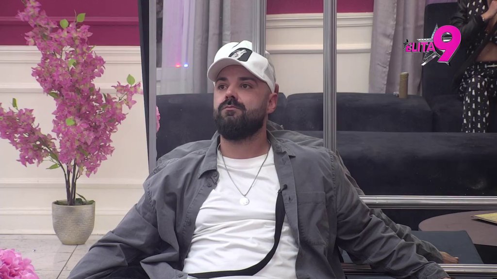 Neću više od nebitnih da pravim bitne: Aneli povređena zbog Lukinih flertova s Anitom, sada zauvek presekla s njim i odjavila ga! (VIDEO)