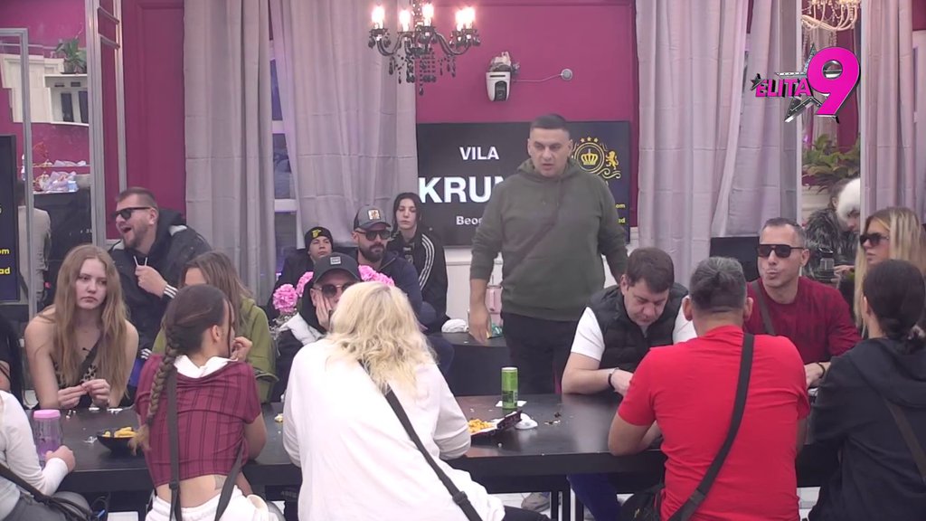 SVOM FANU NEĆU DAVATI NA ZNAČAJU: Maja optužila Anitu da je pokušala da baci LJAGU na nju, Aneli istakla koja Asminova tvrdnja na njen račun je neistinita! (VIDEO)