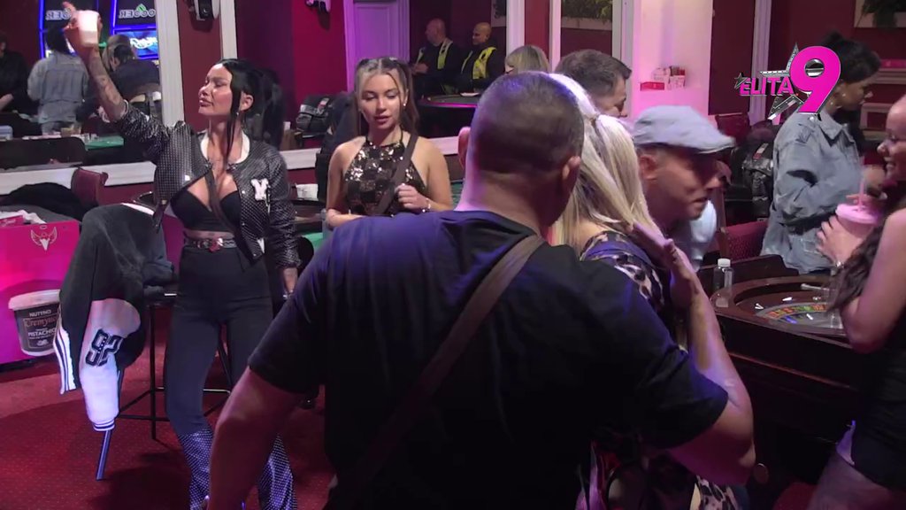 Bez imalo blama! Bora je govorio da ima kačkavalj na tabinima, a sada se izvinjava Vanji Prodanović (VIDEO)