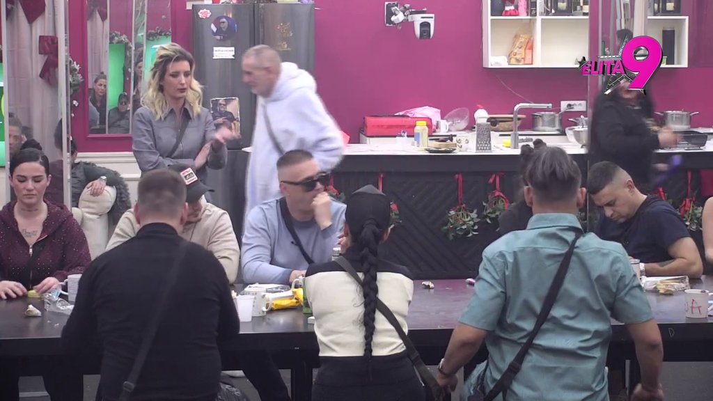 STAVILI SU MI EKSPLOZIV POD AUTO I NAKON TOGA NIKAD NISAM... Advokatica otvorila dušu, pa natrljala Bori svaku uvredu na nos, on pokušao odmah da sklopi primirje! (VIDEO)