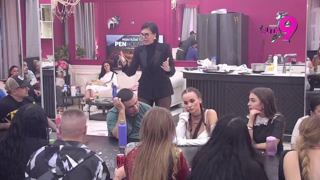 Mini pala roletna: Zarežala iz petnih žila na Bebicu i Teodoru, ne može više da sluša njihove laži! (VIDEO)