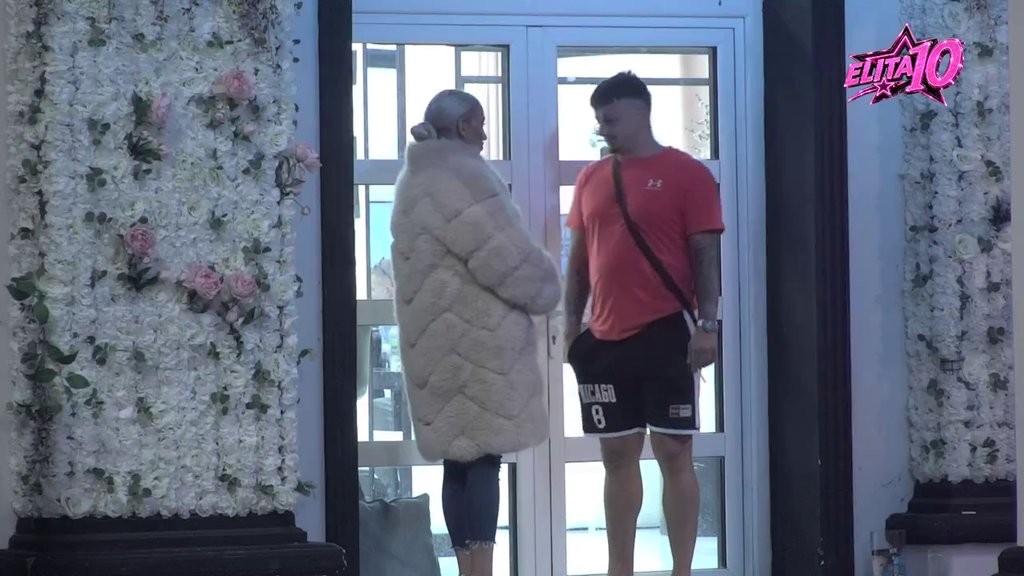 Ti meni fališ: Terza priznao Gloriji da mu nedostaje, ona mu rekla da ga gleda kao KLOVNA (VIDEO)