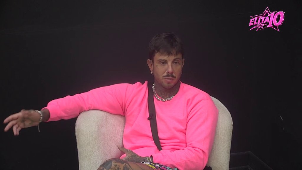 Više veruje njoj nego svojim očima: Đukić cveta nakon pomirenja s Aneli, prvi put ove sezone razvukao osmeh! (VIDEO)
