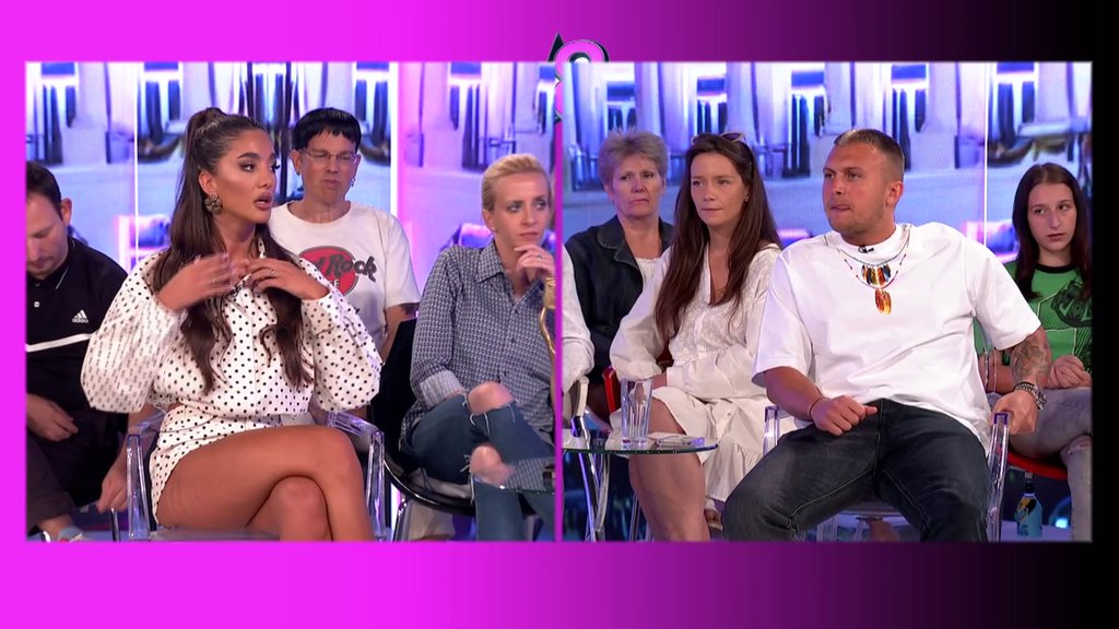 TOTALNI PAD ANĐELE ĐURIČIĆ! Pokušala da OPERE svoj postupak prema Maji, Karić prasnuo u smeh, pa je MATIRAO: Nekada bi pljunula, a sada je morala da proguta! (VIDEO)