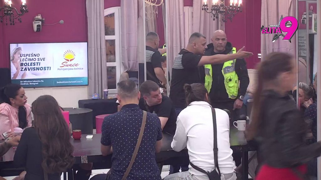 Obezbeđenje preplavilo Belu kuću: Bukti rat na dva fronta, Anastasija ispolivala Boginju, Bora prosipa najteže uvrede (VIDEO)