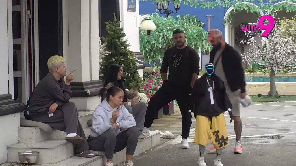 Osećam se kao mumija: Alibaba više ne može da izdrži vezu s Majom, ona mu sprema novi pakao! (VIDEO)