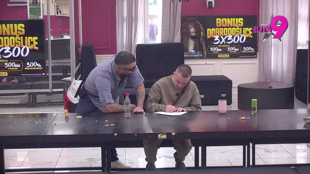 Ipak ima OGROMNE EMOCIJE! Asmin odlučio da pesmu i nastup posveti Aneli i Nori, ali sakrio od svih! (VIDEO)