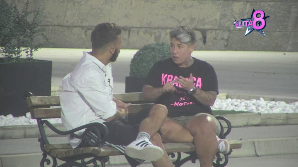 KAKO SE BOGA NE PLAŠE? Matora grca u suzama zbog tvrdnje da je držala majku u hladnjači, pa otkrila sve o Stefaninoj prevari! (VIDEO)