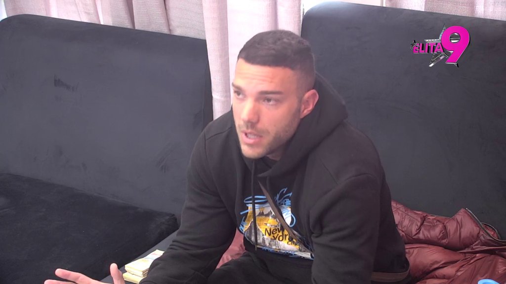 Otvorio pandorinu kutiju! Uroš otkrio sve tajne Anitie Stanojlović i njene PR menadžerke, pa se izvinio Anđelu: Rekla mi je... (VIDEO)