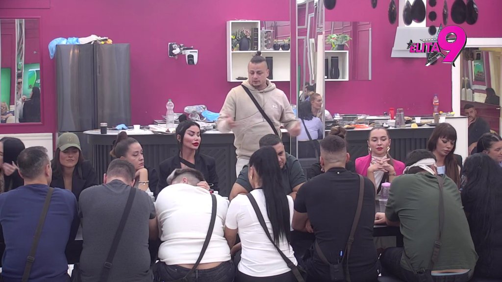 Kad treba da razveže jezik, nema ga: Terza se ušlihtao Anđelu, pa osuo rafal po Vanji jer nema stav! (VIDEO)