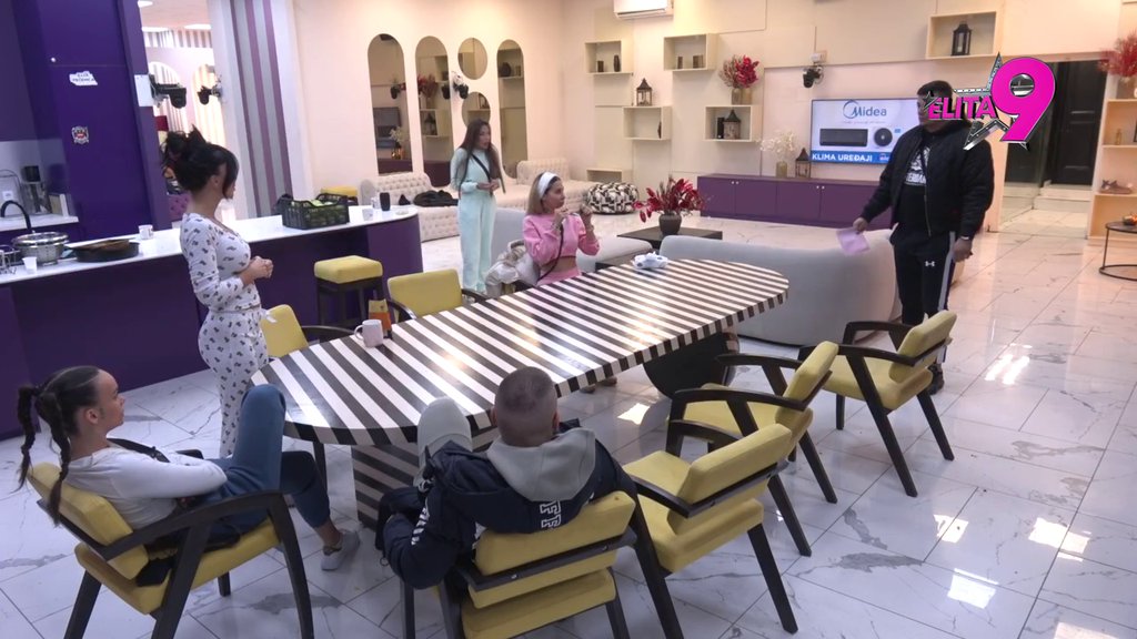 Drago mi je što Filip nije priznao Maju za devojku! Sofija ubacila u petu, urnisala sve redom: Bebica Đukić treba po HITNOM POSTUPKU da napusti Elitu! (VIDEO)