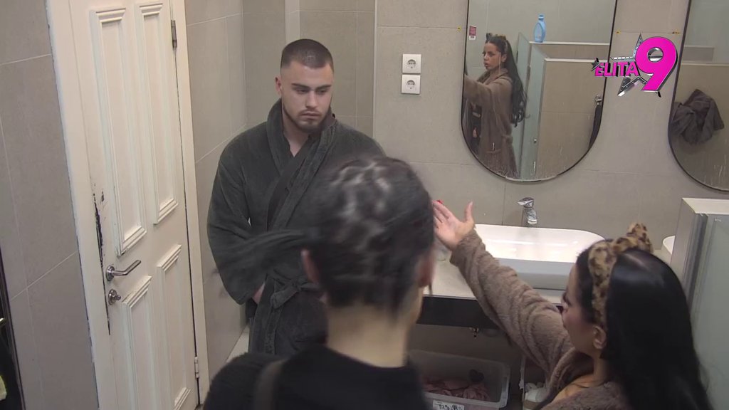 Eksplodirao kao bomba: Viktoru pala roletna, Mini opsovao majku! Haos ne prestaje (VIDEO)