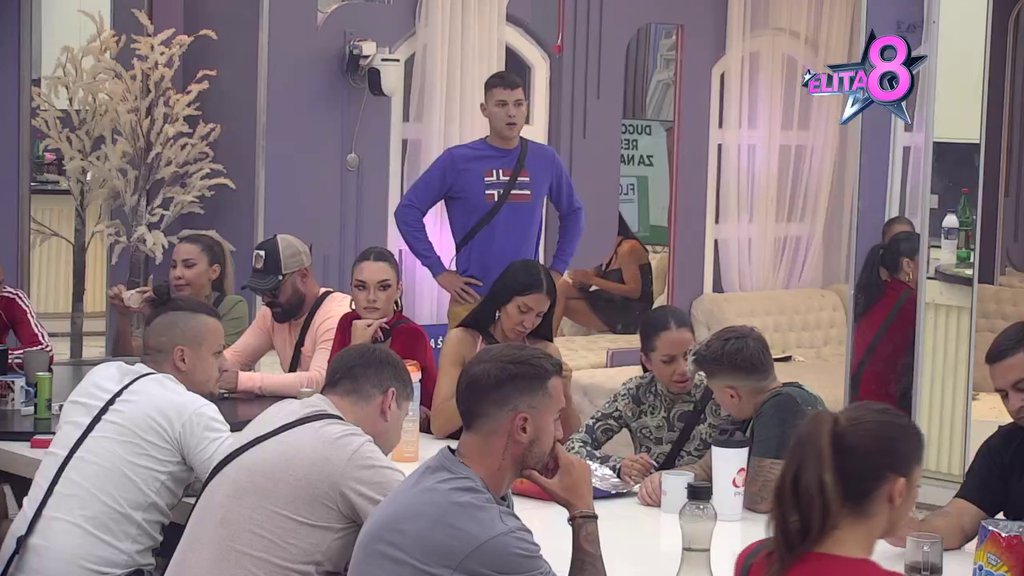 Ena sprema flašu rakije za Zlatu Petrović: Promenila sve boje zbog hipotetičkog pitanja, Peja joj zadao novi udarac! HAOS (VIDEO)