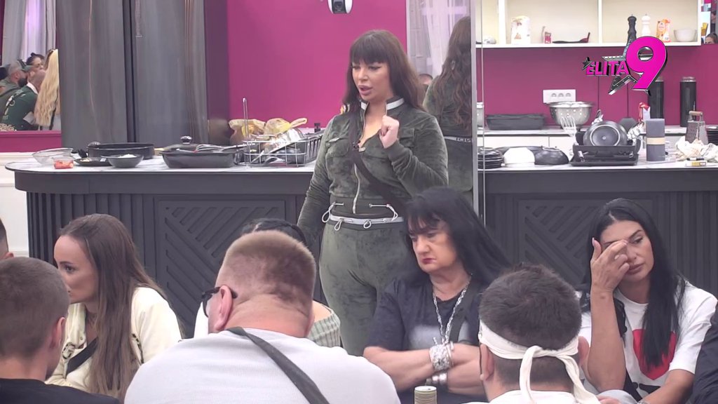 Totalni hit! Miljana provozala Viktora kroz psiho analizu i upitnik, učesnici popadali od smeha (VIDEO)