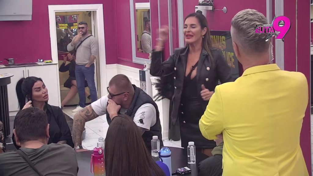 ORI SE BELA KUĆA! Kačavenda zaratila sa većinom cimera, Jovan joj zapušio usta za sva vremena: Raspala im se banda... (VIDEO)