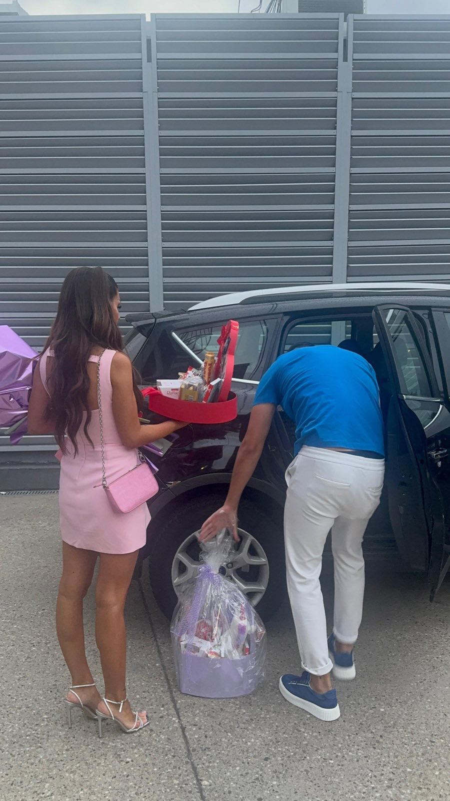PINK.RS PAPARACO! Posle žestokog sukoba - šok obrt: Ena i Peja završili zajedno, evo šta su radili nakon emsije Narod pita! (FOTO+VIDEO)