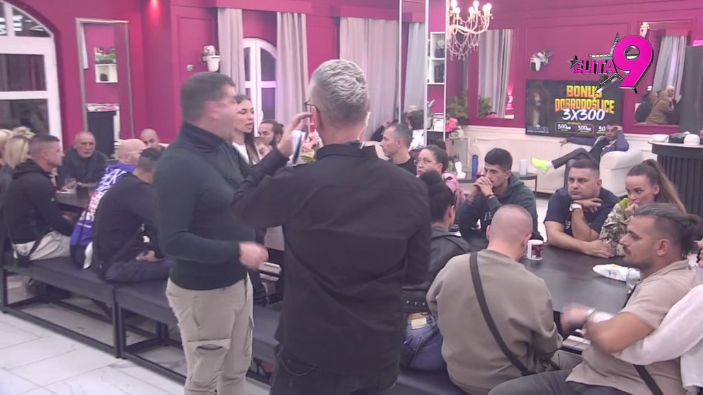 Raste poput kvasca! Sara ne skida osmeh s lica zbog Janjuša, Ivan ponovo potkačio Anđela: Nemam želudac kao MUTAVI sa Anitom (VIDEO)