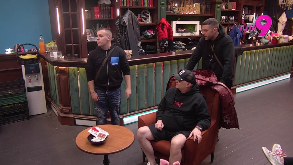 Bukti žestok rat: Zaratili Anđelo i Dača zbog Alibabe, trese se Pab od prozivki! (VIDEO)