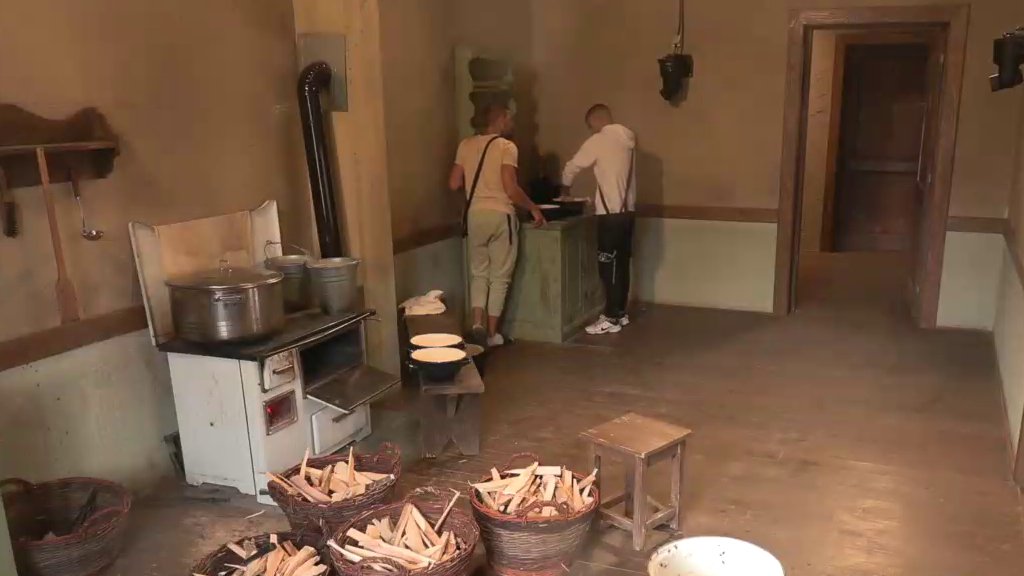 DVA NAJBOLJA DRUGA! Boža i Ognjen postali NERAZDVOJNI od kada je Ravić raskinuo sa Elenom - Danas snage udružili i u KUHINJI (VIDEO)
