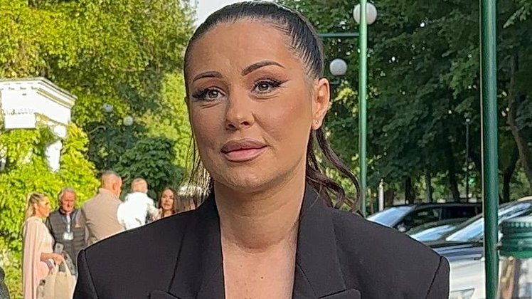 Tragedija u porodici Aleksandre Bursać: Pevačica slomljena zbog smrtnog slučaja