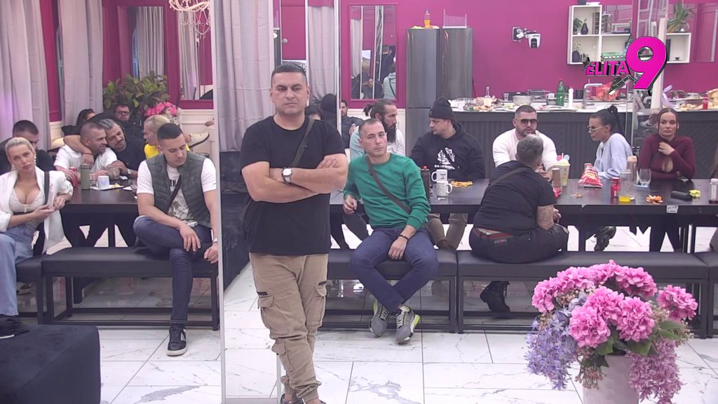 I dalje se nada pomirenju: Bebica spreman da proguta sva poniženja i oprosti Teodori prevaru, ona ga oduvala! (VIDEO)