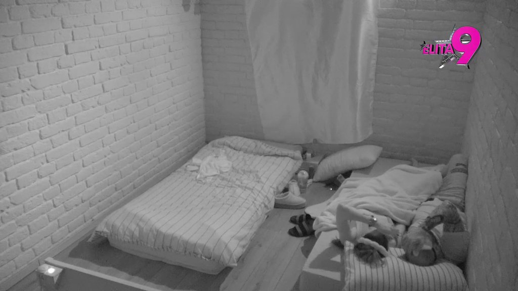 I šta sad? Luka strahuje od pucanja prijateljstva sa Filipom zbog poljupca sa Anitom, ona mu odmah dala uslove za vezu (VIDEO)