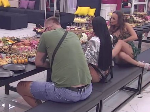 Maša i Meda se ne odvajaju: Janjuš i Maja ponovo jedno kraj drugog, evo šta su radili čim su ušli u Elitu 9 (VIDEO)