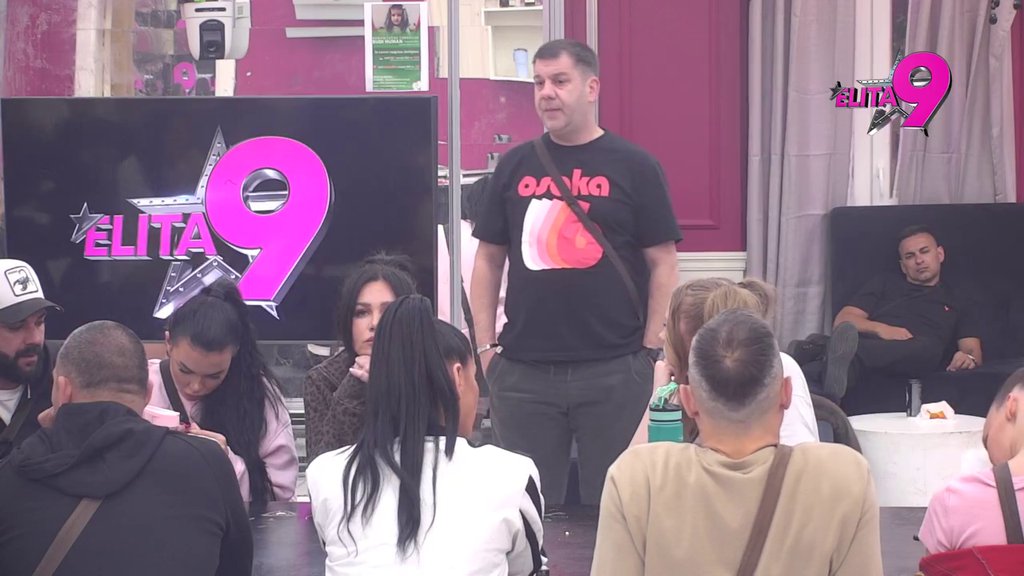 ONI PRAVE VOAJERE OD NAS! Stanija oplela po Asminu i Maji zbog intimnih odnosa: On peca žene na dete!  (VIDEO)