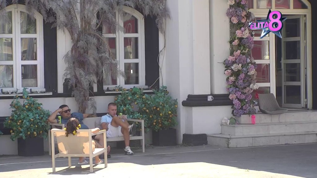GASTOZ LJUBOMORAN NA DEVITA?! Teodra i Dača RASKRINKALI cimera, uvereni da kipti od ljubomore zbog OVOG! (VIDEO)