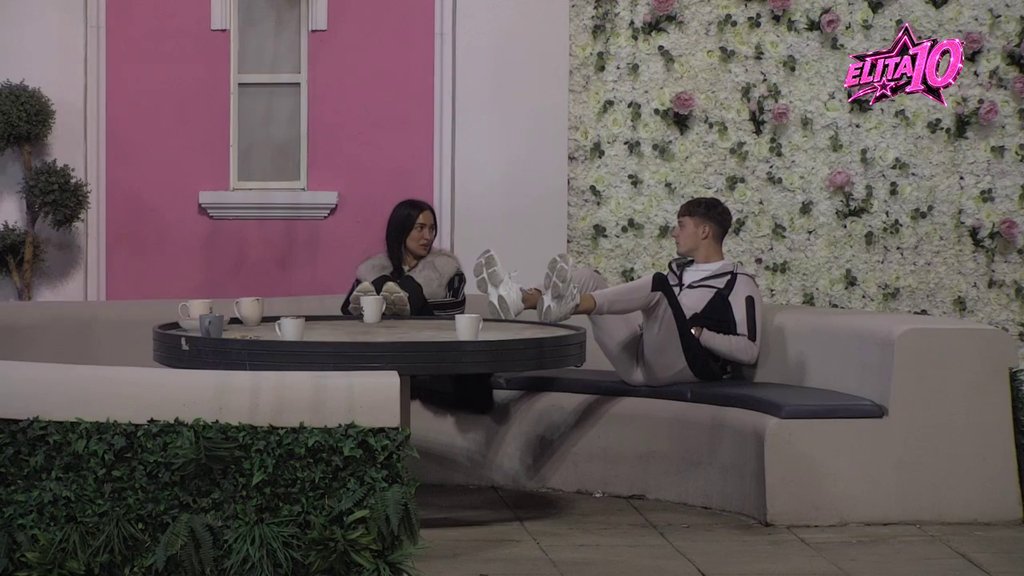 Skini joj zvezde s neba: Đole Kralj dao Malom Velji vetar u leđa da smuva Lauru, ona otkrila na čemu je sa Terzom! (VIDEO)