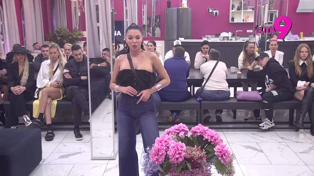 Stanija ima pravo da zameri neke stvari! Maja o druženju sa Asminom: Trudi se da ne pređe granicu drugarskog odnosa, jedno pitanje je totalno zbunilo (VIDEO)