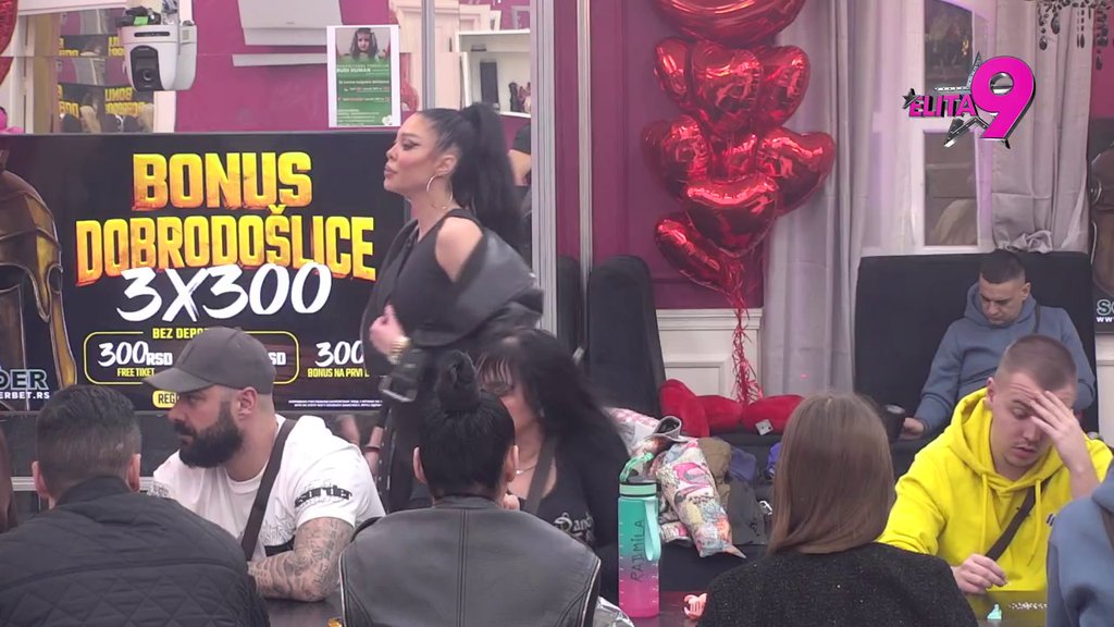 Monstrume, oterao si me na pobačaj: Aneli i Janjuš oči u oči, pljušte provokacije na sve strane, ona indirektno otkrila da su bili INTIMNI?! (VIDEO)