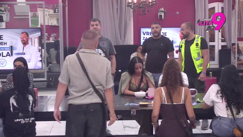Poteglo se pitanje Majinog morala, Janjuš otkrio kako vidi njeno emotivno stanje: Sebe u životu nikada nije cenila!  (VIDEO)