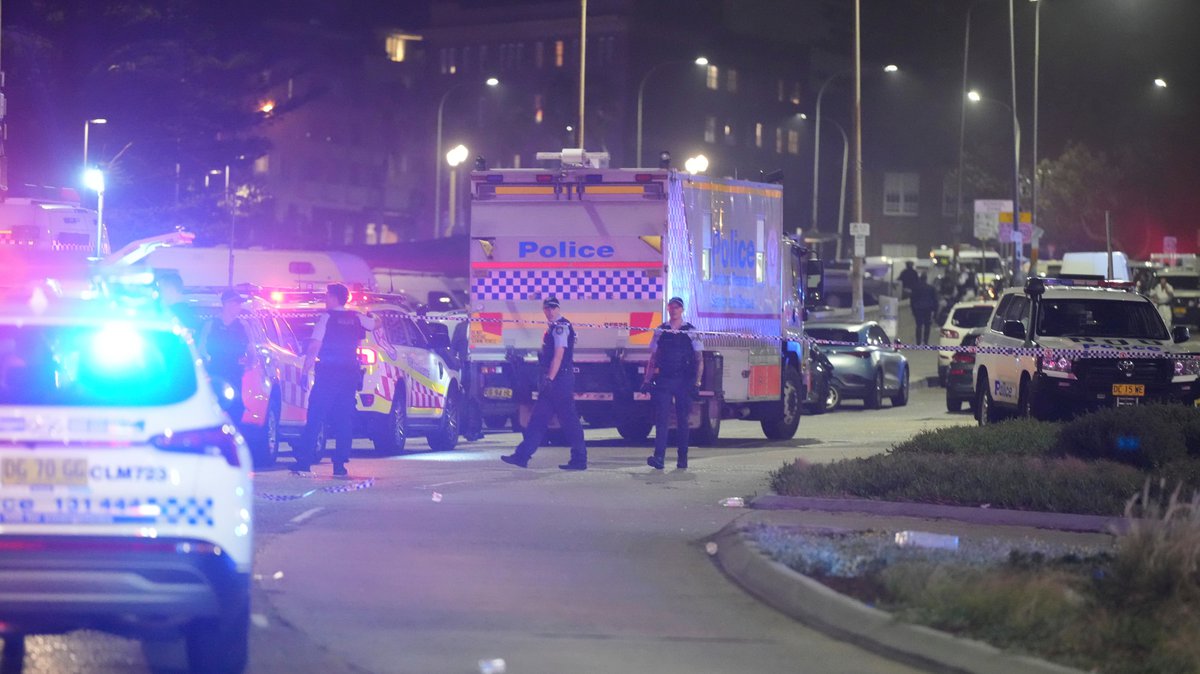 NAJVEĆA ZAPLENA KOKAINA U ISTORIJI AUSTRALIJE: Višemesečna operacija dovela do hapšenja! Svi u šoku kad su videli štek za drogu (VIDEO)