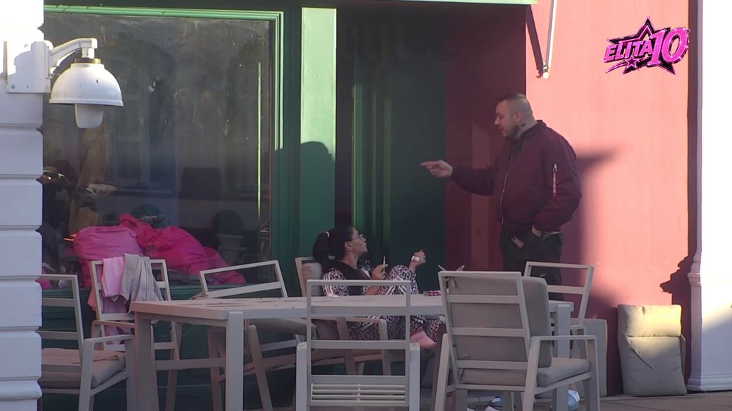 Laura izbacila Cara iz paba! On pokušao da odvuče u krevet Jakšićku, ona ga ODUVALA (VIDEO)