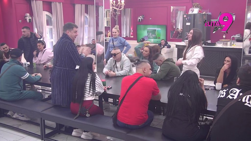 Bio sam sa najlepšom devojkom ovde! Dača napokon priznao da je IMAO S*KS sa Sofi, Ivan ga isprovocirao! (VIDEO)