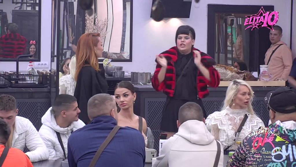 Hteo je da uzmemo krevet do kreveta: Uroš žestoko udario na odnos Sandre i Janjuša, pa Laura otkrila šta joj je Karić pisao (VIDEO)