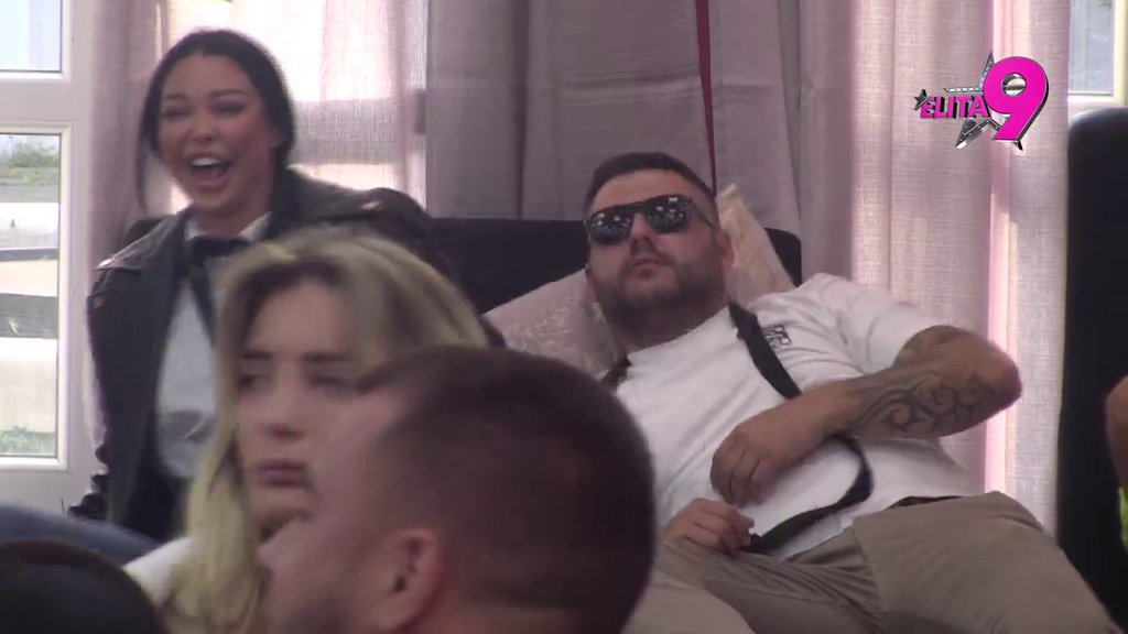 Umiri devojku, ja sam ti rodila dete: Aneli tražila pomoć od Alibabe, Maja je zauzvrat izvređala kao nikad! (VIDEO)