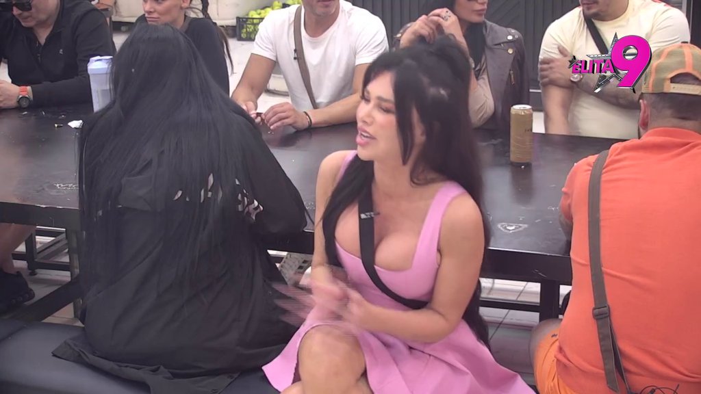 Magarcu je trebalo da uzme pola miliona: Terza ponovo brani Sofiju od takmičara, Danetu (70) javno zapretio! (VIDEO)