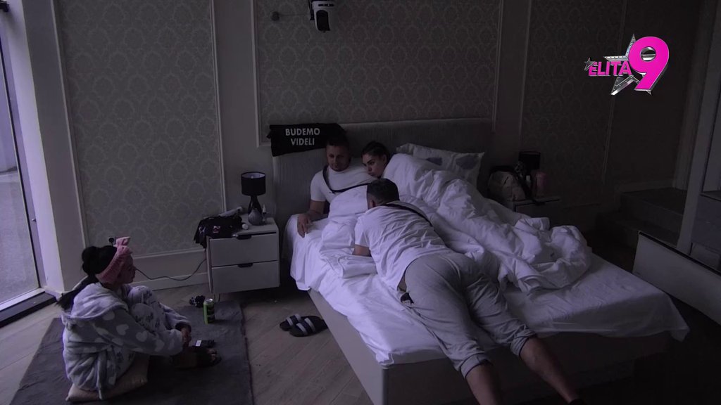 ŠTO ME TO PITAŠ?! Asmin pokaznao čudnu radoznalost, Maja mu bez pardona odbrusila! (VIDEO)