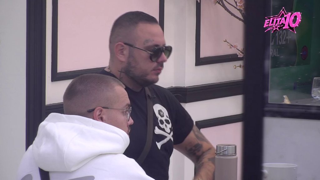 Na to ne mogu ostati imuna: Aneli otkrila zbog čega se osmehuje Caru, pa se osvrnula na vezu sa Đukićem: Svađamo se kao da smo zajedno godinama! (VIDEO)
