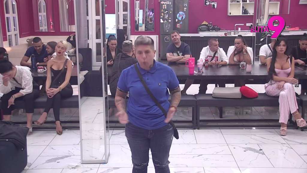 ON JE GLUMIO FILIPA CARA U ŠTIKLAMA! Aneli totalno razotkrila Maju, pa učesnici dolili ulje na vatru: Asmin i Janjuš su ljubomorni na njega (VIDEO)