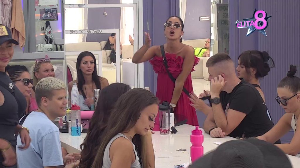 IZJ*BANA SI POSLE NOVE GODINE: Sofija iz prve ruke razotkrila detalje vrele akcije Anđele i Gastoza, nastao KARAMBOL! (VIDEO)