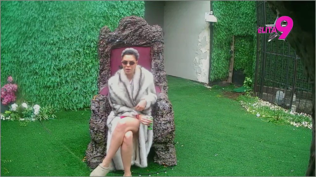 Nikakva je prijateljica Staniji: Mina razotkrila sve detalje muvanja Maje i Alibabe, pa nikad žešće urnisala Teodoru i Bebicu! (VIDEO)