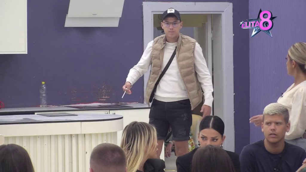 Jedva čekam superfinale da ti MAHNEM: Aneli urnisala Gastoza, žestoko potkačila Sofi, a onda je Peja ZAURLAO na Enu (VIDEO)