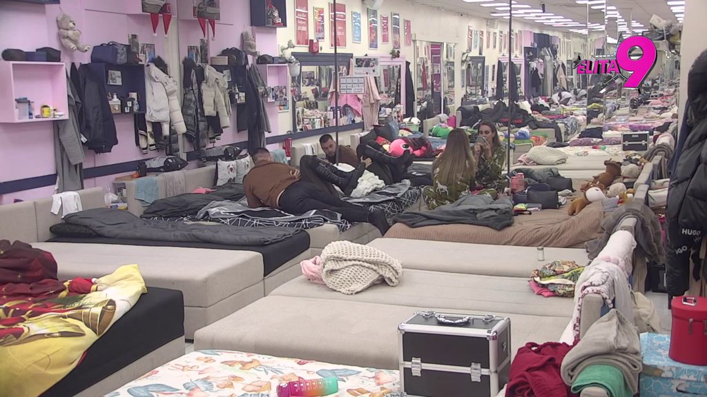 Rođena mama mi ne postavlja ultimatum, a ne ti: Viktor ucenio Minu raskidom, ona podivljala kao nikad! (VIDEO)