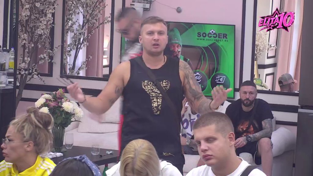 Izmakao joj za dlaku: Karić priznao da bi bio s Laurom da se nije predstavila kao laka devojka! (VIDEO)