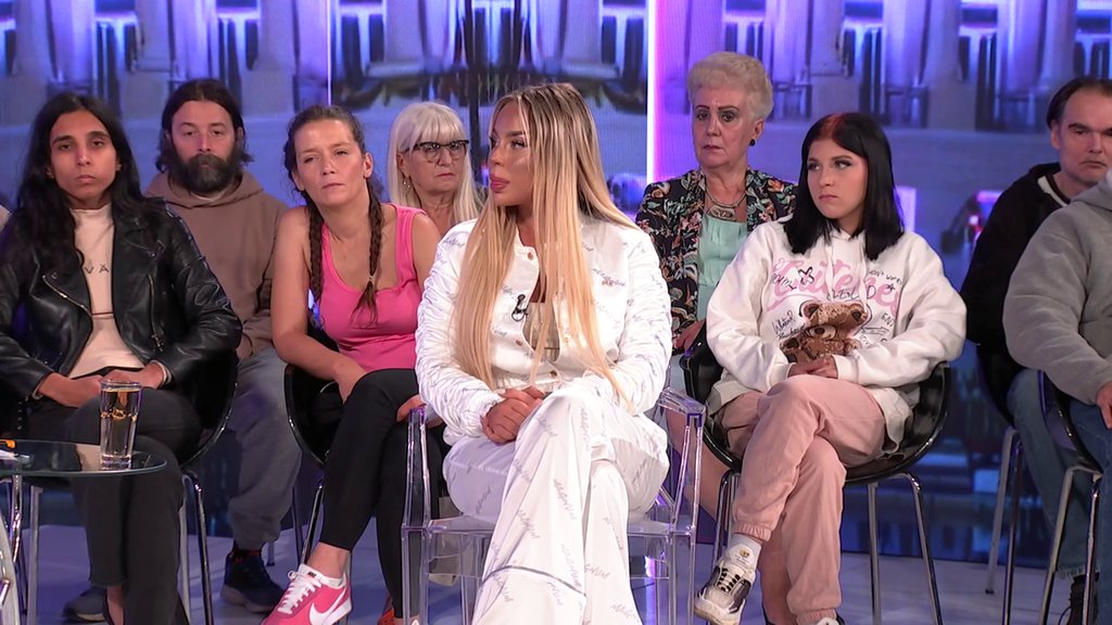 Razvezala jezik: Anđela uporedila druženje s Gastozom i Pavlom, pa brutalno odgovorila Sofiji na prozivke! (VIDEO)