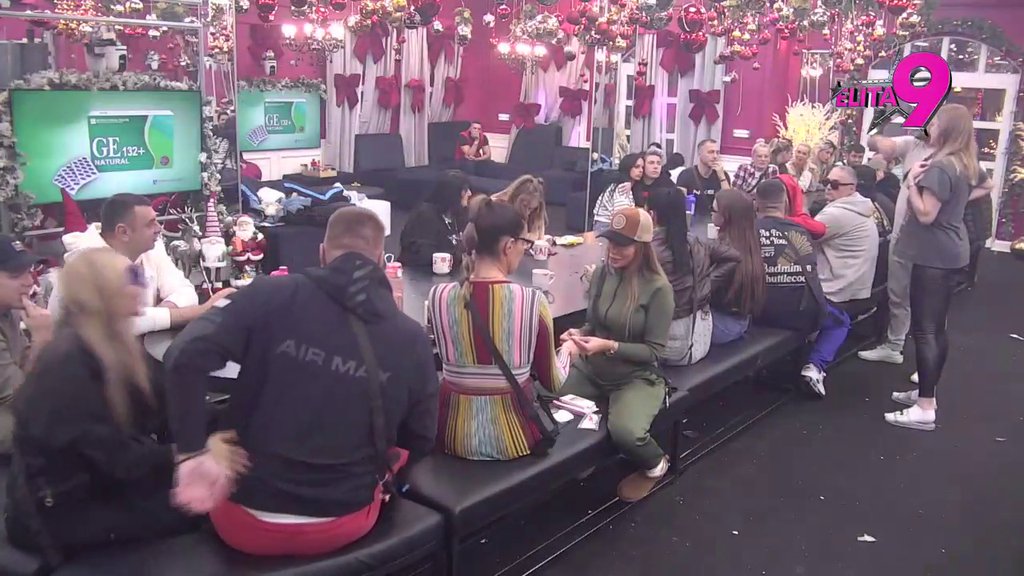 EMOCIJE NISU PRESTALE?! Aneli grli Janjuša i umiljava mu se, Bora ipak bio u pravu da ga nije prebolela?! (VIDEO)