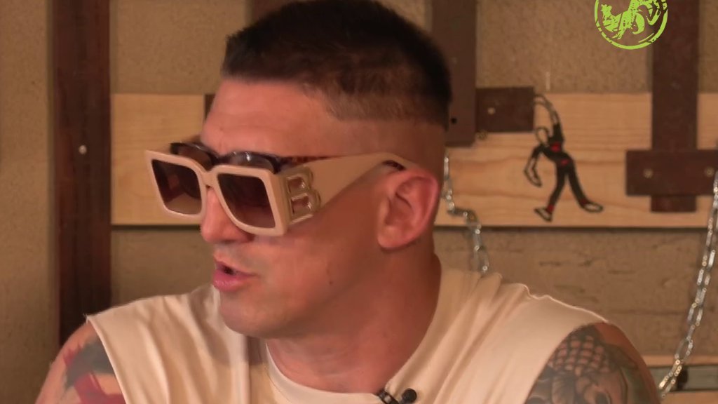 DRUŽIO SI SE SA OVIM ČOVEKOM, SVE TI JE DAO! Peca naveo Kristijana kao NAJSEBIČNIJEG cimera, pa ga Jakšićeva i Boža žestoko osudili (VIDEO)
